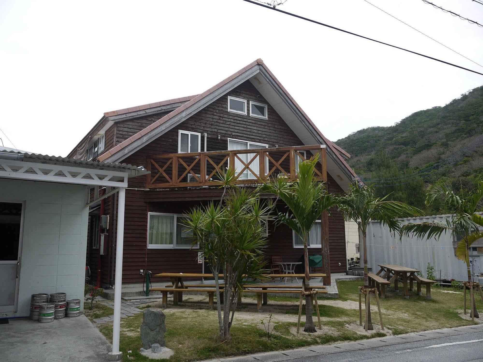 ホテル ペンションシーフレンド 渡嘉敷村 エクステリア 写真