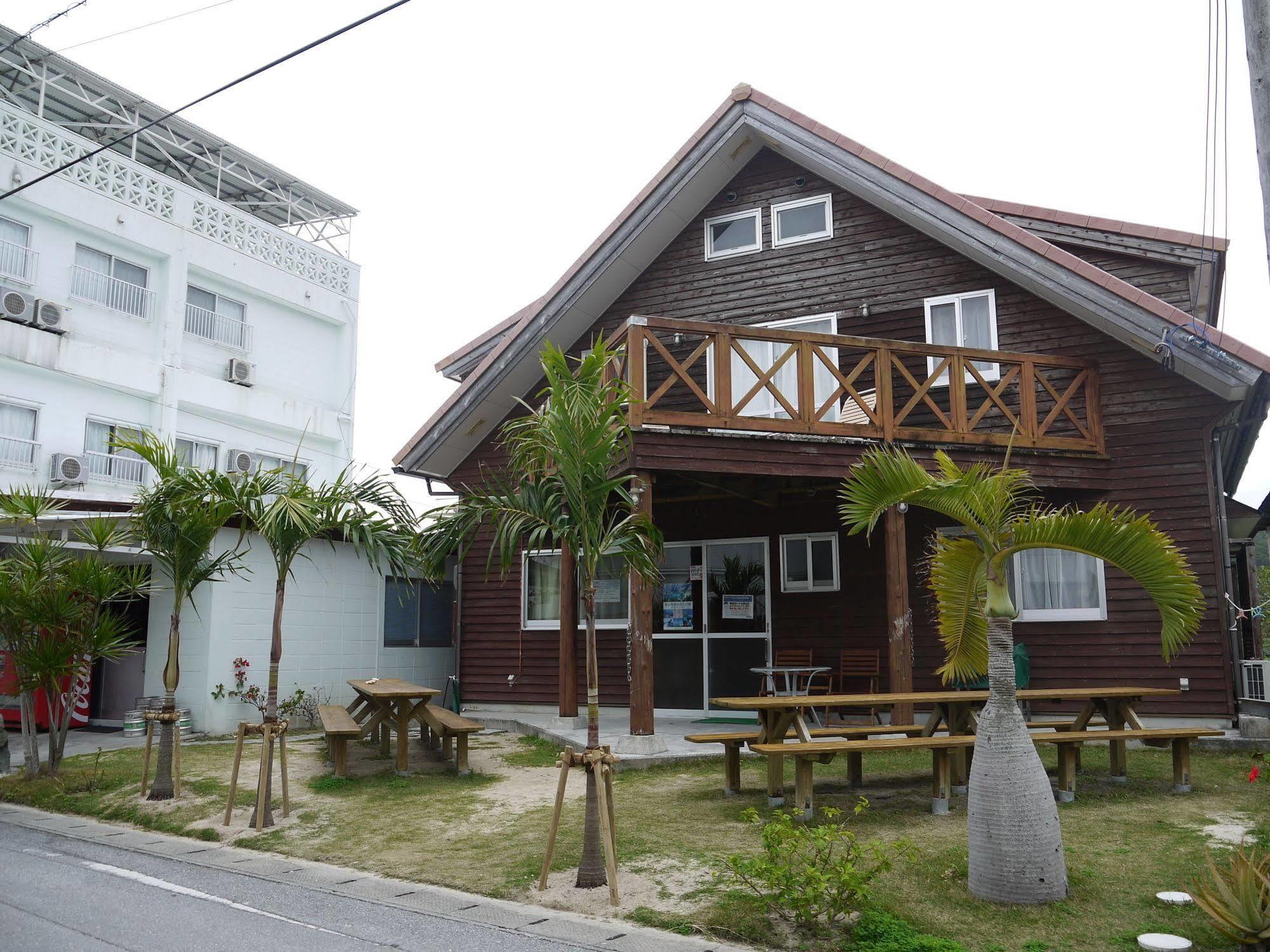 ホテル ペンションシーフレンド 渡嘉敷村 エクステリア 写真